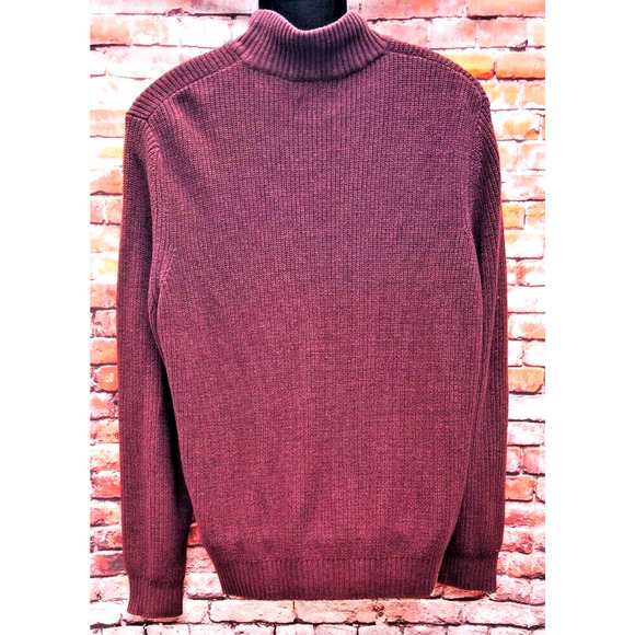 G.H. Bass & Company 1/4 Button Red Wine Colored Henley - Picture 2 of 7